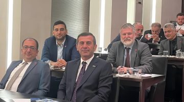 CHP’li 81 İl BAŞKANINDAN ORTAK TEPKİ: “YARGI SOPASIYLA PARTİMİZİ SUSTURAMAZSINIZ”
