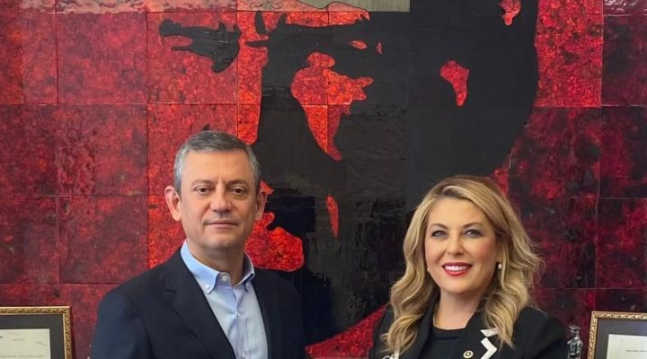 MİLLETVEKİLİ ELVAN IŞIK GEZMİŞ, CHP LİDERİ ÖZGÜR ÖZEL’E AÇILAN SORUŞTURMAYA TEPKİ GÖSTEREREK ERKEN SEÇİM İSTEDİ