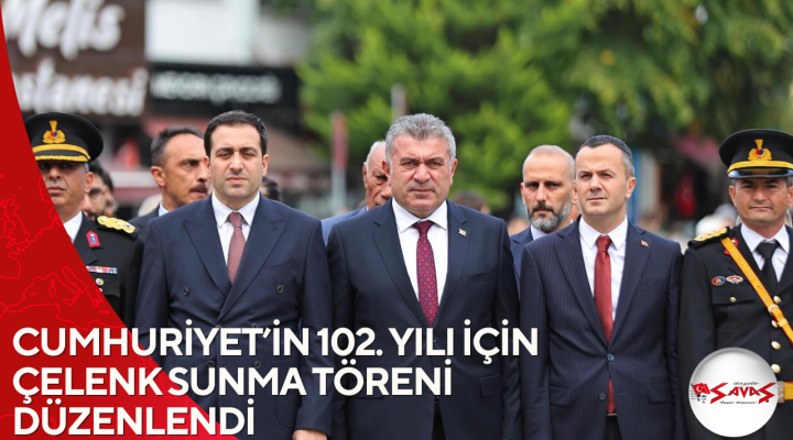 CUMHURİYET’İN 102. YILI İÇİN ÇELENK SUNMA TÖRENİ DÜZENLENDİ