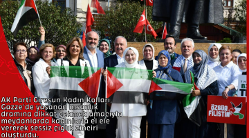 AK Parti Giresun Kadın Kolları, Gazze’de yaşanan insanlık dramına dikkat çekmek amacıyla meydanlarda kadınlarla el ele vererek sessiz çığlık zinciri oluşturdu.