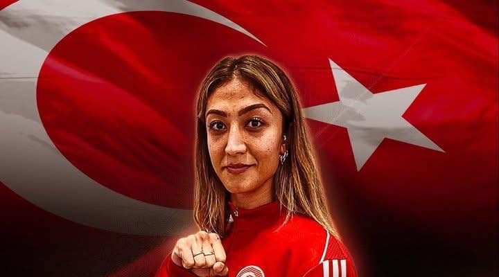 NAFİA KUŞ AYDIN DÜNYA ŞAMPİYONU!