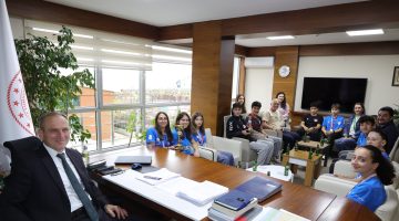 GİRESUN YILDIZLAR TRİATLON TAKIMI TÜRKİYE FİNALİNDEN DERECEYLE DÖNDÜ