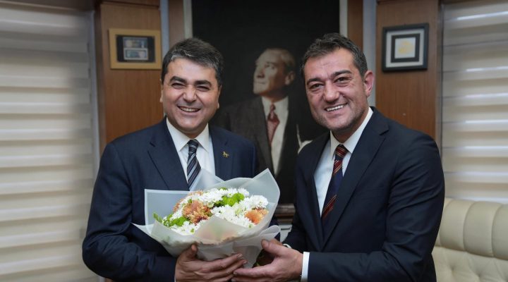 GÜLTEKİN UYSAL’DAN BAŞKAN KÖSE’YE ZİYARET