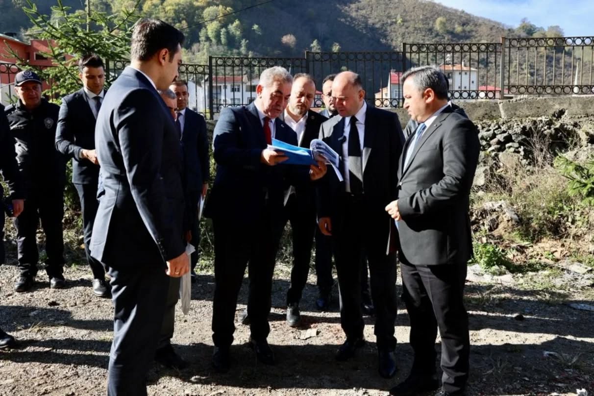 VALİ SERDENGEÇTİ, YAĞLIDERE VE ALUCRA’DA ZİYARET VE İNCELEMELERDE BULUNDU 