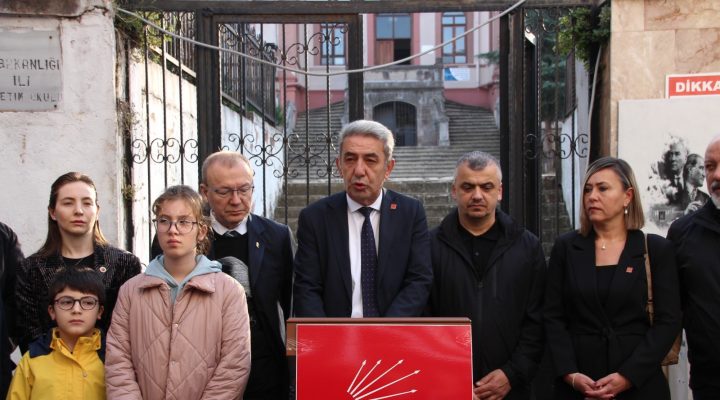 KÜÇÜK; “10 KASIM’LAR ÖĞRENCİLERLE, ÖĞRETMENLERLE, MİLLETÇE BİRLİKTE YAŞANMALI”