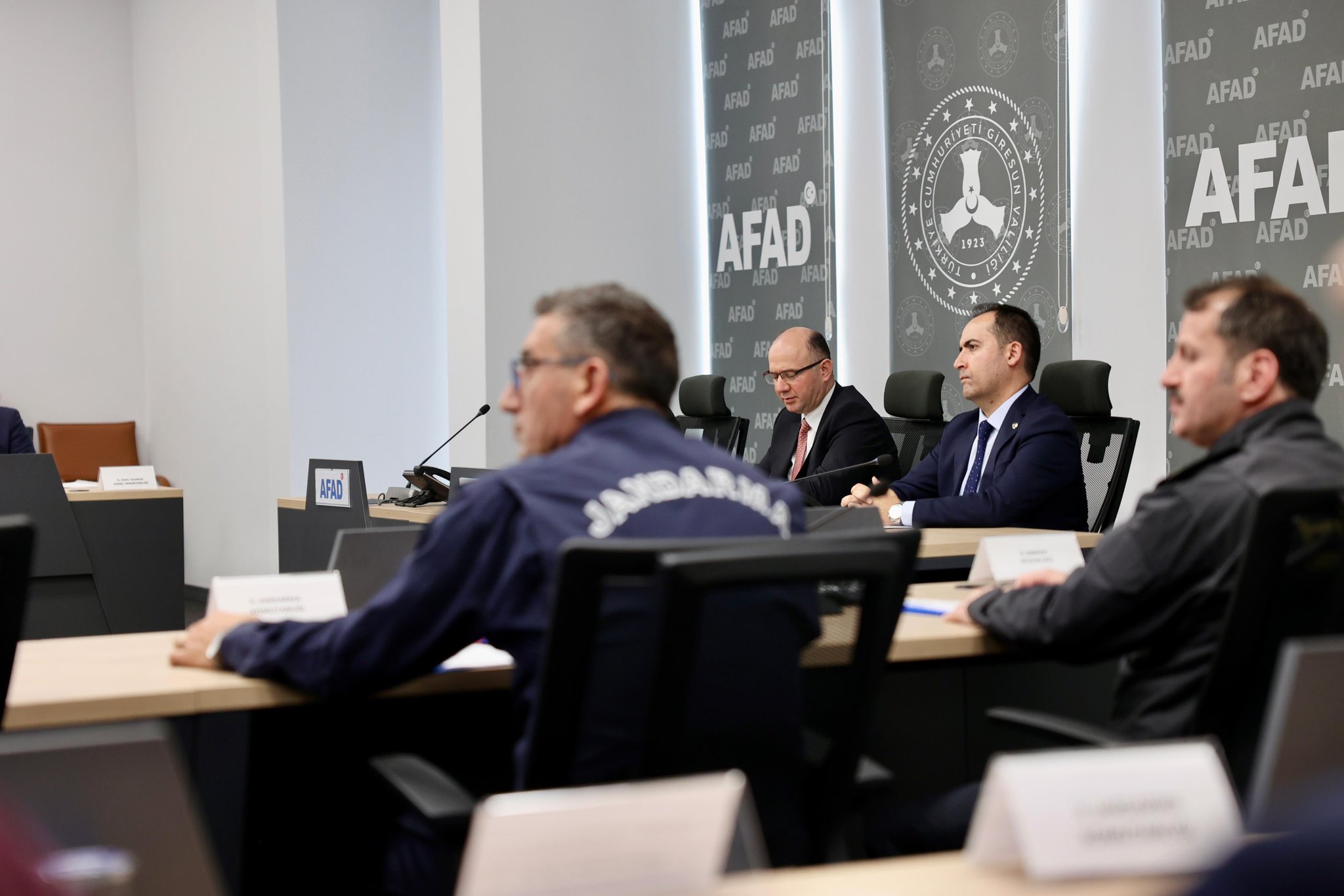 GİRESUN KIŞA HAZIR: VALİ SERDENGEÇTİ’DEN “KAR BEREKETTİR” VURGUSU