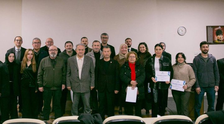 GİRESUN’UN MUHTARLARI DİJİTAL DÜNYAYA ADIM ATTI: SOSYAL MEDYA EĞİTİMİ VERİLDİ