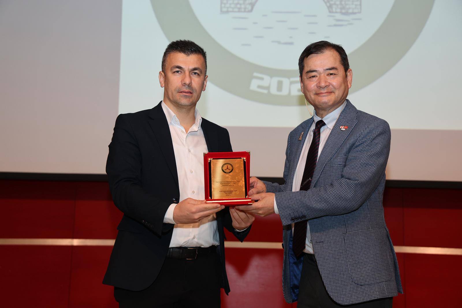 Kardeş Şehir Bağları Güçleniyor: “Japon Uzman Moriwaki, Kocaeli Giresun Yağlıdereliler Derneği Organizasyonuyla Giresunlu ve Kocaeli’li hemşerileri ile Buluştu”