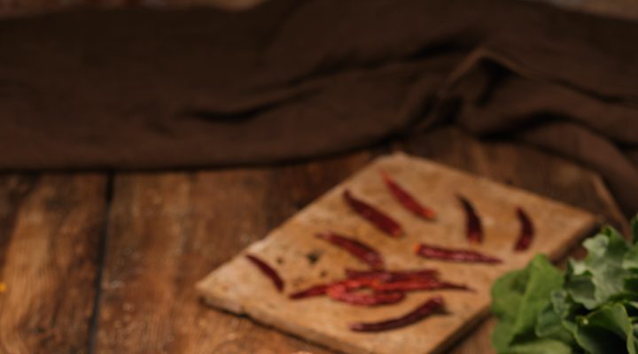 KALE’NİN TAHTINI SALLAYACAK ‘SÜPER BESİN’: KARALAHANA DÜNYA SAHNESİNE ÇIKIYOR!