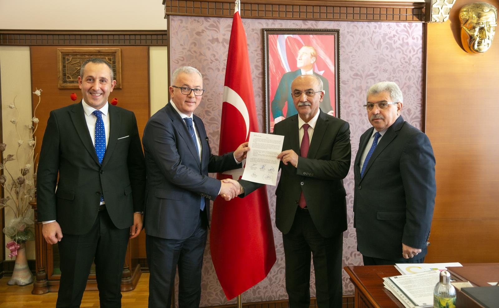 GİRESUN ÜNİVERSİTESİ PERSONELİNE REKOR PROMOSYON: KİŞİ BAŞI 106 BİN TL