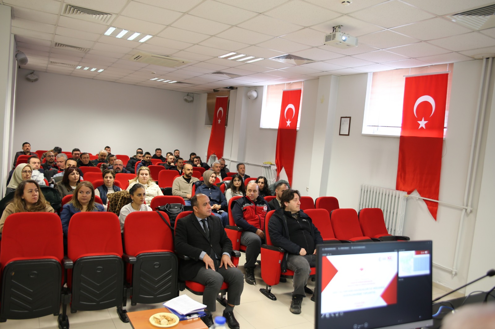 GİRESUN’DA HAYVAN SAĞLIĞI VE GELECEK DÖNEM STRATEJİLERİ MASAYA YATIRILDI