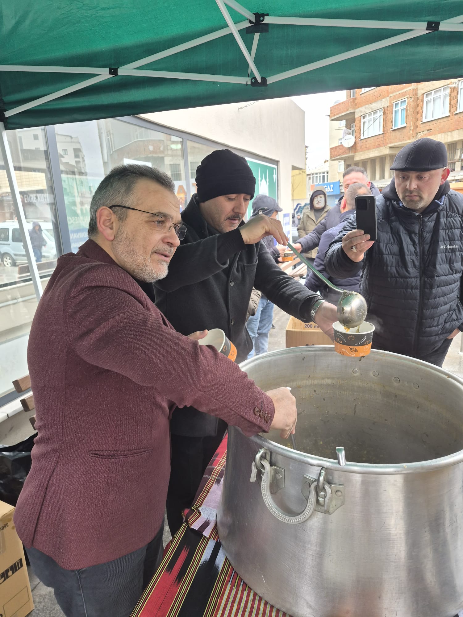 YAĞLIDERELİLER KOCAELİ’DE REKORLARI ALTÜST ETTİ: KAN, CAN VE LEZZET BİR ARADA