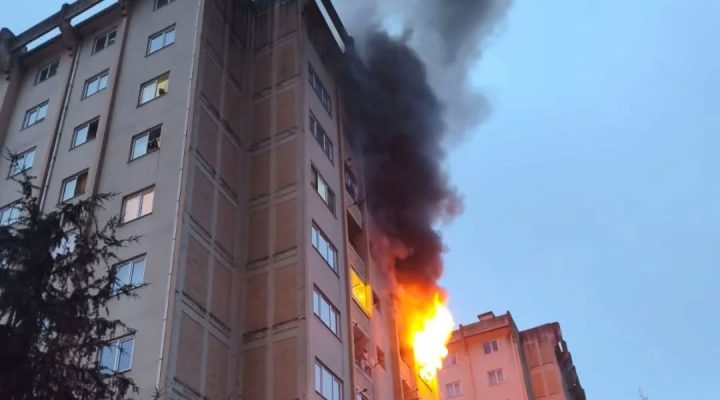 BATLAMA TOKİ’DE KORKUTAN YANGIN: EKİPLER ZAMANINDA MÜDAHALE ETTİ