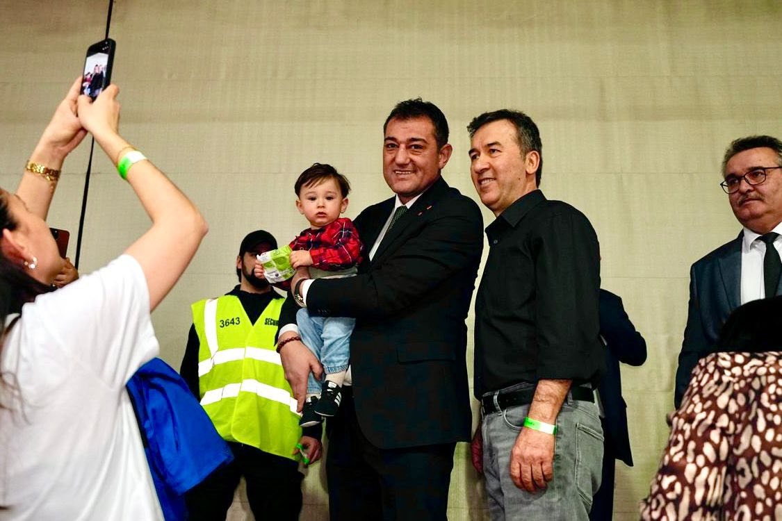 GURBETTE MEMLEKET HASRETİ: BAŞKAN FUAT KÖSE ALMANYA’DA HEMŞEHRİLERİYLE BULUŞTU