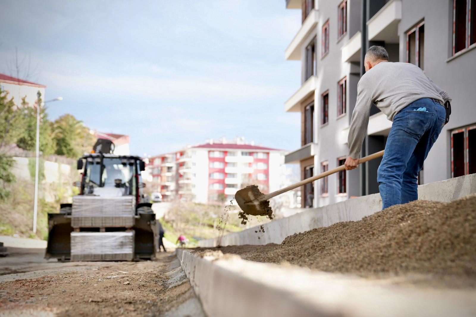 GİRESUN BELEDİYESİ YAYA GÜVENLİĞİNİ ÖNEMSİYOR