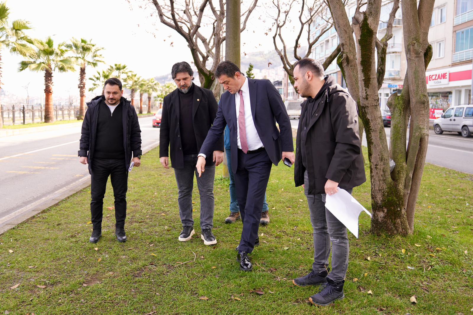 BAŞKAN KÖSE, ÇITLAKKALE MEYDAN ÇALIŞMASINI YERİNDE İNCELEDİ  “BÖLGEYE GÜZEL BİR DONATI ALANI KAZANDIRACAĞIZ”